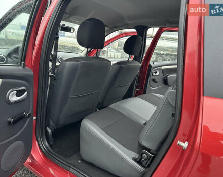 Красный Дачия Logan MCV, объемом двигателя 1.6 л и пробегом 120 тыс. км за 7300 $, фото 36 на Automoto.ua