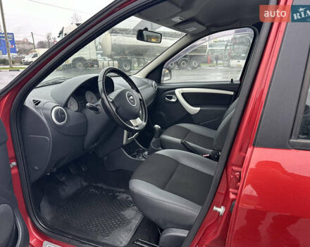 Красный Дачия Logan MCV, объемом двигателя 1.6 л и пробегом 120 тыс. км за 7300 $, фото 31 на Automoto.ua