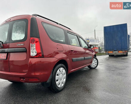 Красный Дачия Logan MCV, объемом двигателя 1.6 л и пробегом 120 тыс. км за 7300 $, фото 22 на Automoto.ua
