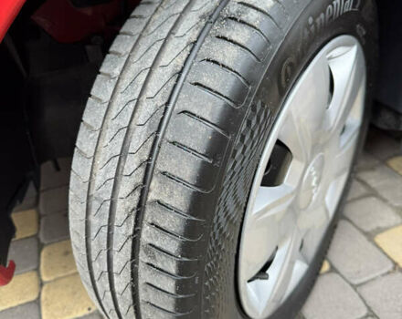 Дачия Logan MCV 2012 в Казатине на Automoto.ua Красный Дачия Logan MCV, объемом двигателя 1.6 л и пробегом 173 тыс. км за 6700 $, фото 62 на Automoto.ua