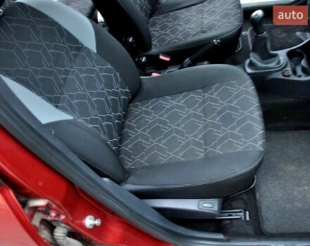 Червоний Дачія Logan MCV, об'ємом двигуна 1.6 л та пробігом 90 тис. км за 7500 $, фото 26 на Automoto.ua