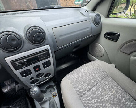 Серый Дачия Logan MCV, объемом двигателя 1.6 л и пробегом 211 тыс. км за 4300 $, фото 7 на Automoto.ua