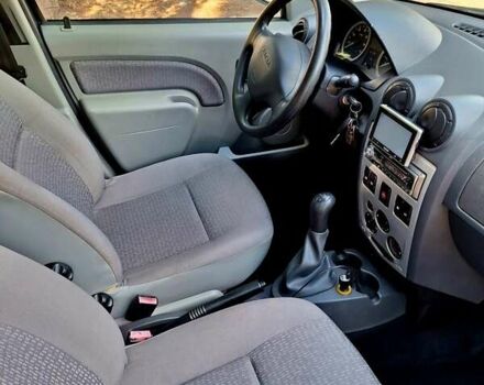 Серый Дачия Logan MCV, объемом двигателя 1.6 л и пробегом 170 тыс. км за 5700 $, фото 24 на Automoto.ua