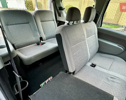 Сірий Дачія Logan MCV, об'ємом двигуна 1.6 л та пробігом 202 тис. км за 4400 $, фото 16 на Automoto.ua