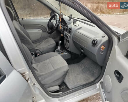 Серый Дачия Logan MCV, объемом двигателя 1.6 л и пробегом 214 тыс. км за 5000 $, фото 3 на Automoto.ua