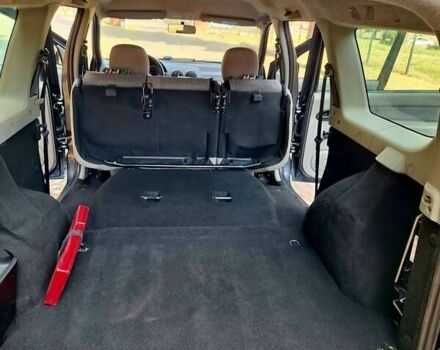 Серый Дачия Logan MCV, объемом двигателя 1.6 л и пробегом 170 тыс. км за 5700 $, фото 15 на Automoto.ua