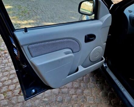 Серый Дачия Logan MCV, объемом двигателя 1.6 л и пробегом 170 тыс. км за 5700 $, фото 8 на Automoto.ua