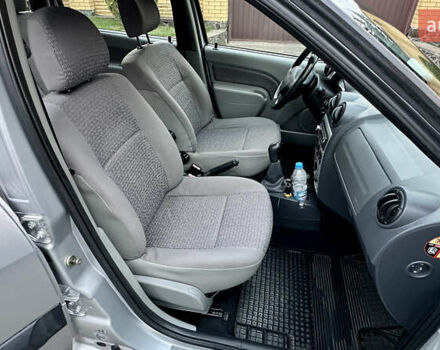 Сірий Дачія Logan MCV, об'ємом двигуна 1.6 л та пробігом 202 тис. км за 4400 $, фото 15 на Automoto.ua