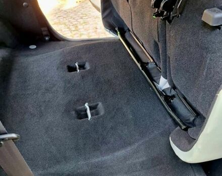 Серый Дачия Logan MCV, объемом двигателя 1.6 л и пробегом 170 тыс. км за 5700 $, фото 11 на Automoto.ua