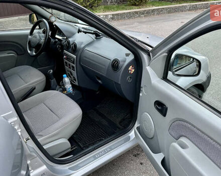 Сірий Дачія Logan MCV, об'ємом двигуна 1.6 л та пробігом 202 тис. км за 4400 $, фото 14 на Automoto.ua