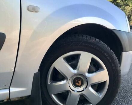 Серый Дачия Logan MCV, объемом двигателя 1.5 л и пробегом 191 тыс. км за 3500 $, фото 2 на Automoto.ua