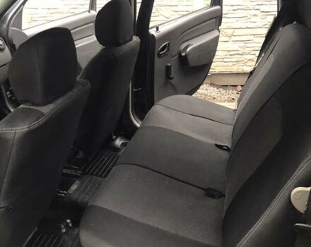 Серый Дачия Logan MCV, объемом двигателя 1.6 л и пробегом 231 тыс. км за 2900 $, фото 5 на Automoto.ua