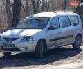 Серый Дачия Logan MCV, объемом двигателя 1.6 л и пробегом 250 тыс. км за 3000 $, фото 1 на Automoto.ua