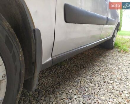 Сірий Дачія Logan MCV, об'ємом двигуна 1.6 л та пробігом 176 тис. км за 5000 $, фото 3 на Automoto.ua