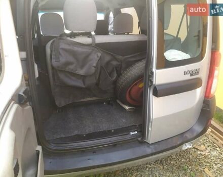 Сірий Дачія Logan MCV, об'ємом двигуна 1.6 л та пробігом 176 тис. км за 5000 $, фото 18 на Automoto.ua