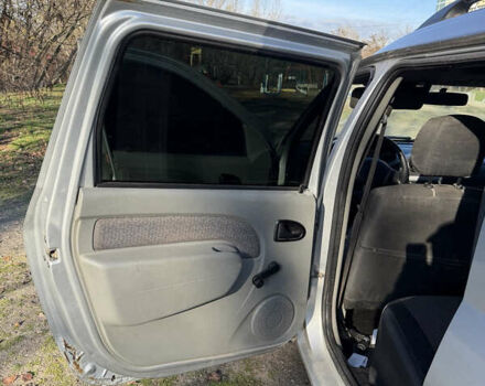 Серый Дачия Logan MCV, объемом двигателя 1.6 л и пробегом 313 тыс. км за 2999 $, фото 10 на Automoto.ua