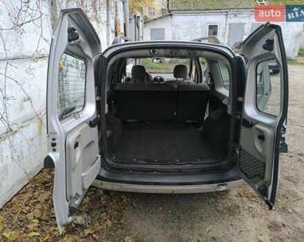 Серый Дачия Logan MCV, объемом двигателя 1.6 л и пробегом 276 тыс. км за 2100 $, фото 11 на Automoto.ua