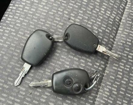 Сірий Дачія Logan MCV, об'ємом двигуна 1.6 л та пробігом 196 тис. км за 4100 $, фото 24 на Automoto.ua