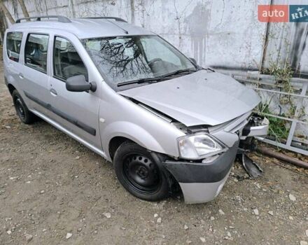 Серый Дачия Logan MCV, объемом двигателя 1.6 л и пробегом 276 тыс. км за 2100 $, фото 6 на Automoto.ua