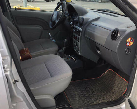 Дачия Logan MCV 2008 в Черновцах на Automoto.ua Серый Дачия Logan MCV, объемом двигателя 1.6 л и пробегом 110 тыс. км за 5450 $, фото 35 на Automoto.ua