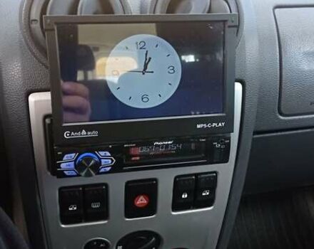 Серый Дачия Logan MCV, объемом двигателя 1.6 л и пробегом 278 тыс. км за 6000 $, фото 12 на Automoto.ua