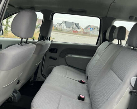 Серый Дачия Logan MCV, объемом двигателя 1.6 л и пробегом 245 тыс. км за 4999 $, фото 64 на Automoto.ua