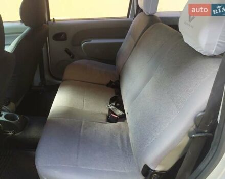 Сірий Дачія Logan MCV, об'ємом двигуна 1.6 л та пробігом 176 тис. км за 5000 $, фото 11 на Automoto.ua