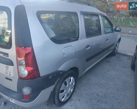Сірий Дачія Logan MCV, об'ємом двигуна 1.6 л та пробігом 198 тис. км за 3300 $, фото 2 на Automoto.ua