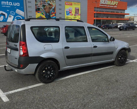 Дачия Logan MCV 2008 в Черновцах на Automoto.ua Серый Дачия Logan MCV, объемом двигателя 1.6 л и пробегом 110 тыс. км за 5450 $, фото 3 на Automoto.ua