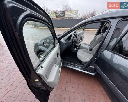 Серый Дачия Logan MCV, объемом двигателя 1.6 л и пробегом 167 тыс. км за 4650 $, фото 13 на Automoto.ua