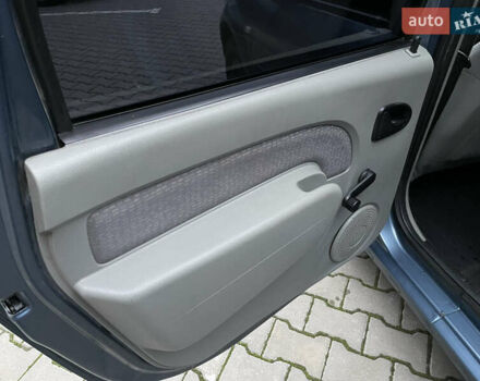 Серый Дачия Logan MCV, объемом двигателя 1.46 л и пробегом 283 тыс. км за 4700 $, фото 17 на Automoto.ua