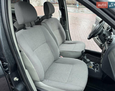 Серый Дачия Logan MCV, объемом двигателя 1.6 л и пробегом 167 тыс. км за 4650 $, фото 18 на Automoto.ua