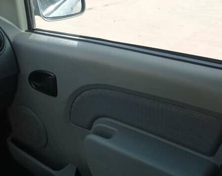 Серый Дачия Logan MCV, объемом двигателя 1.6 л и пробегом 278 тыс. км за 6000 $, фото 4 на Automoto.ua