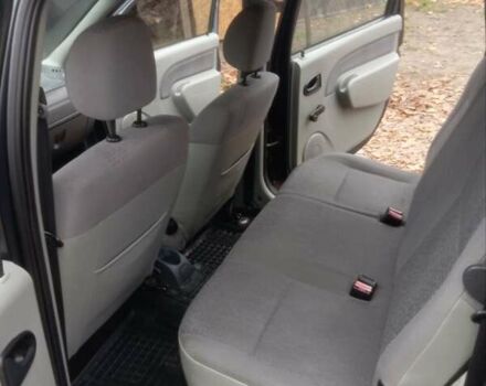 Серый Дачия Logan MCV, объемом двигателя 1.6 л и пробегом 214 тыс. км за 6200 $, фото 1 на Automoto.ua