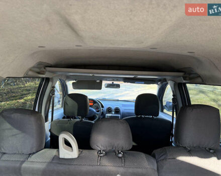 Серый Дачия Logan MCV, объемом двигателя 1.6 л и пробегом 313 тыс. км за 2999 $, фото 16 на Automoto.ua