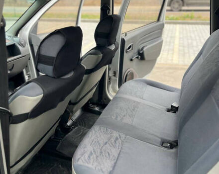 Сірий Дачія Logan MCV, об'ємом двигуна 1.6 л та пробігом 173 тис. км за 4750 $, фото 23 на Automoto.ua