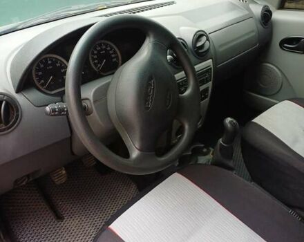 Серый Дачия Logan MCV, объемом двигателя 1.6 л и пробегом 126 тыс. км за 4300 $, фото 6 на Automoto.ua