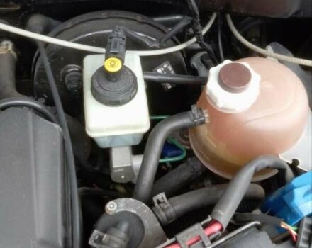 Серый Дачия Logan MCV, объемом двигателя 1.6 л и пробегом 214 тыс. км за 6200 $, фото 41 на Automoto.ua