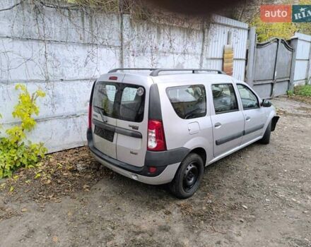 Серый Дачия Logan MCV, объемом двигателя 1.6 л и пробегом 276 тыс. км за 2100 $, фото 8 на Automoto.ua