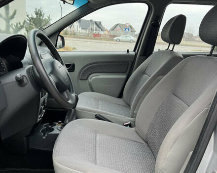 Серый Дачия Logan MCV, объемом двигателя 1.6 л и пробегом 245 тыс. км за 4999 $, фото 44 на Automoto.ua