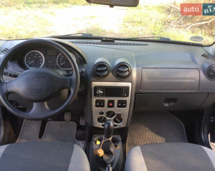 Дачия Logan MCV 2008 в Кривом Роге на Automoto.ua Серый Дачия Logan MCV, объемом двигателя 1.6 л и пробегом 273 тыс. км за 5900 $, фото 11 на Automoto.ua