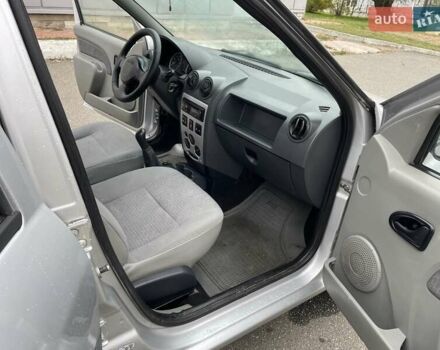 Сірий Дачія Logan MCV, об'ємом двигуна 1.6 л та пробігом 196 тис. км за 4100 $, фото 16 на Automoto.ua