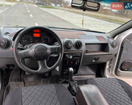 Сірий Дачія Logan MCV, об'ємом двигуна 1.6 л та пробігом 173 тис. км за 4750 $, фото 24 на Automoto.ua