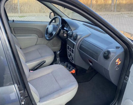 Серый Дачия Logan MCV, объемом двигателя 1.6 л и пробегом 206 тыс. км за 5300 $, фото 29 на Automoto.ua