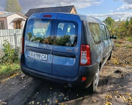 Серый Дачия Logan MCV, объемом двигателя 1.6 л и пробегом 206 тыс. км за 4150 $, фото 6 на Automoto.ua