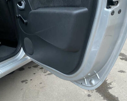 Сірий Дачія Logan MCV, об'ємом двигуна 1.6 л та пробігом 213 тис. км за 6450 $, фото 17 на Automoto.ua