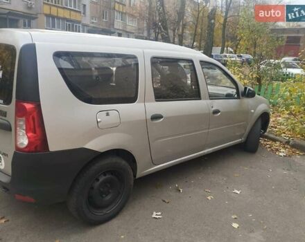 Серый Дачия Logan MCV, объемом двигателя 1.4 л и пробегом 270 тыс. км за 4500 $, фото 2 на Automoto.ua