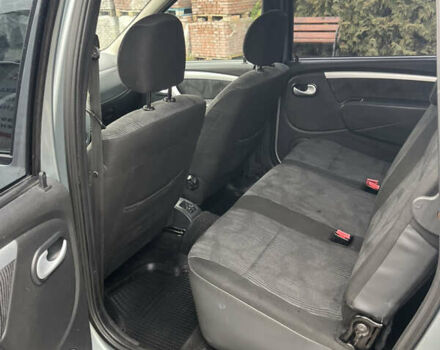 Сірий Дачія Logan MCV, об'ємом двигуна 1.6 л та пробігом 212 тис. км за 5800 $, фото 9 на Automoto.ua