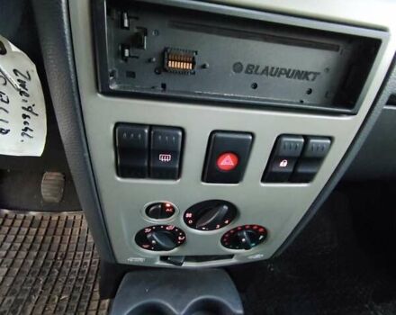 Серый Дачия Logan MCV, объемом двигателя 1.4 л и пробегом 188 тыс. км за 4500 $, фото 14 на Automoto.ua