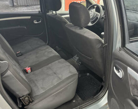 Сірий Дачія Logan MCV, об'ємом двигуна 1.6 л та пробігом 212 тис. км за 5800 $, фото 7 на Automoto.ua